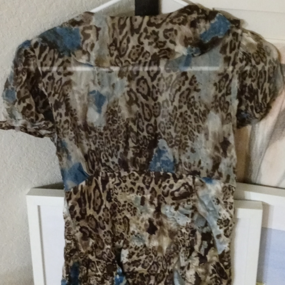 Arden B. Button Top - Picture 4 of 6